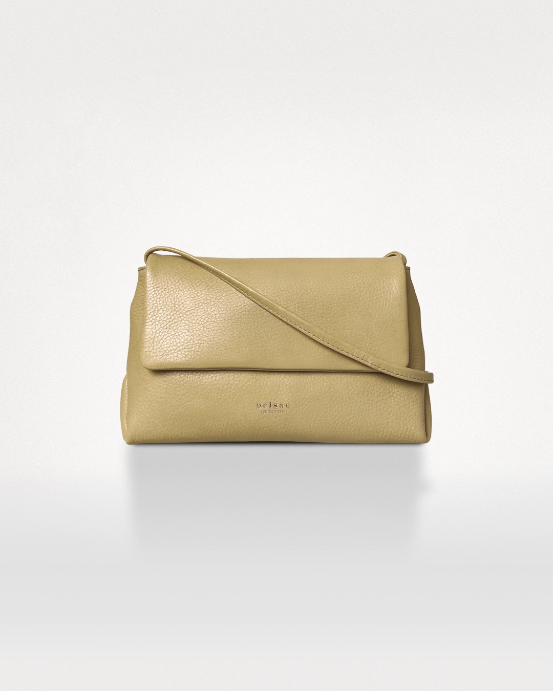 Roberta light lime clutch og crossbody taske i blødt kalveskind set forfra