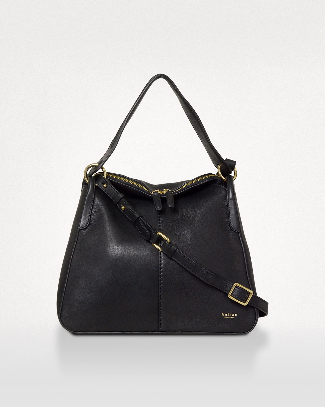 Otelia crossbody taske i sort læder med mørk kantfarve, set forfra